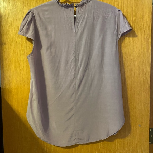 Cap sleeve blouse - Picture 4 of 4